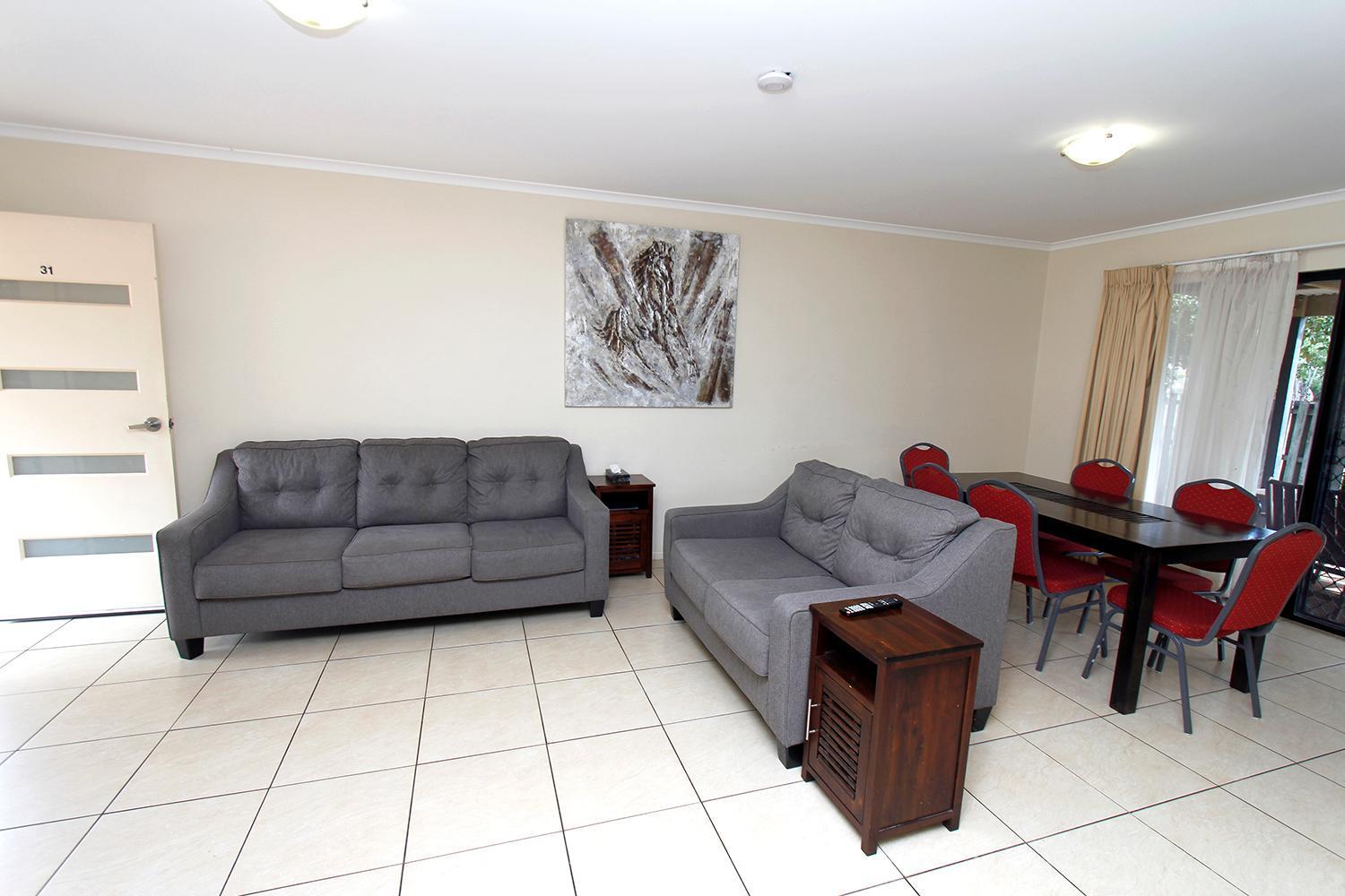 The Palms Motel Chinchilla Εξωτερικό φωτογραφία