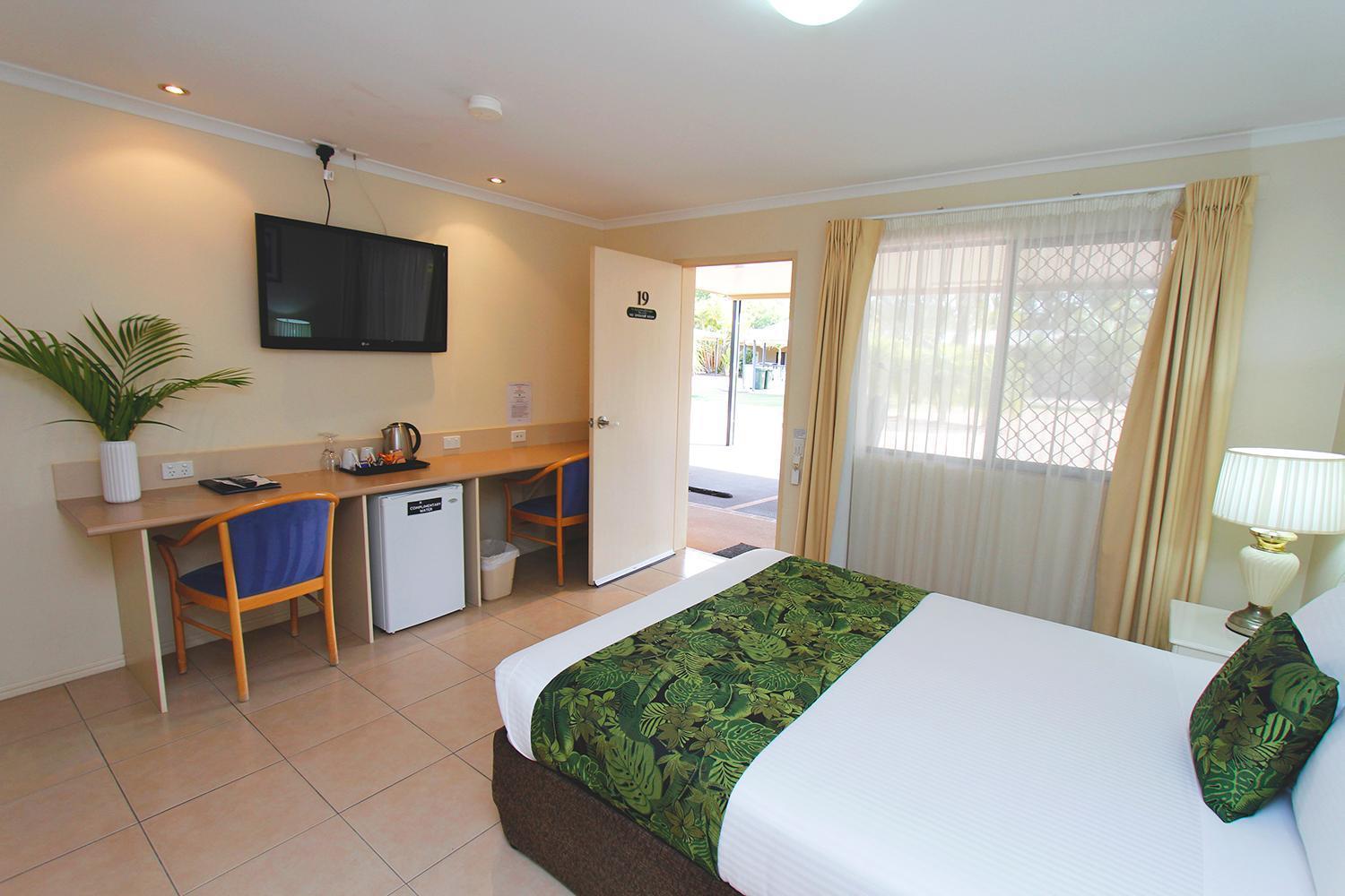 The Palms Motel Chinchilla Εξωτερικό φωτογραφία