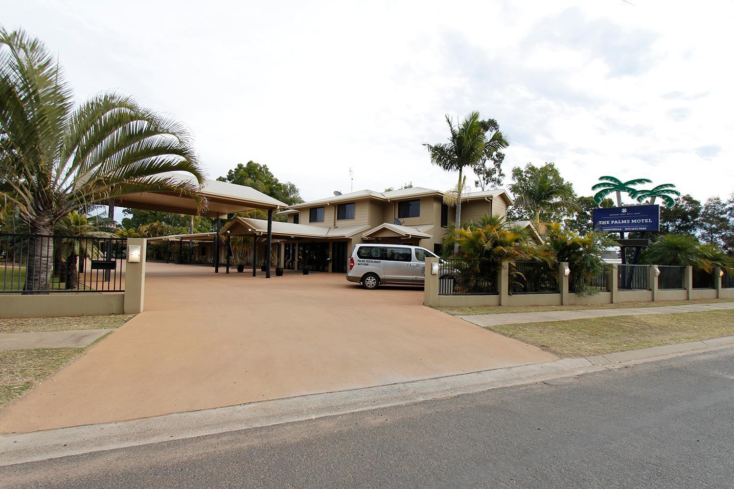 The Palms Motel Chinchilla Εξωτερικό φωτογραφία