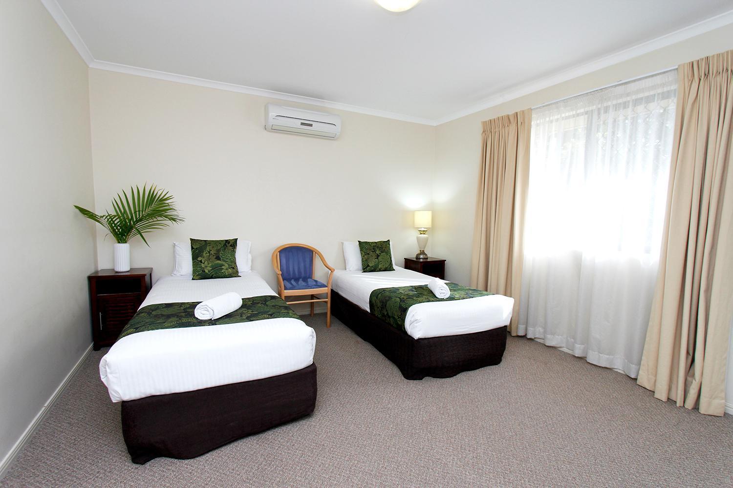 The Palms Motel Chinchilla Εξωτερικό φωτογραφία