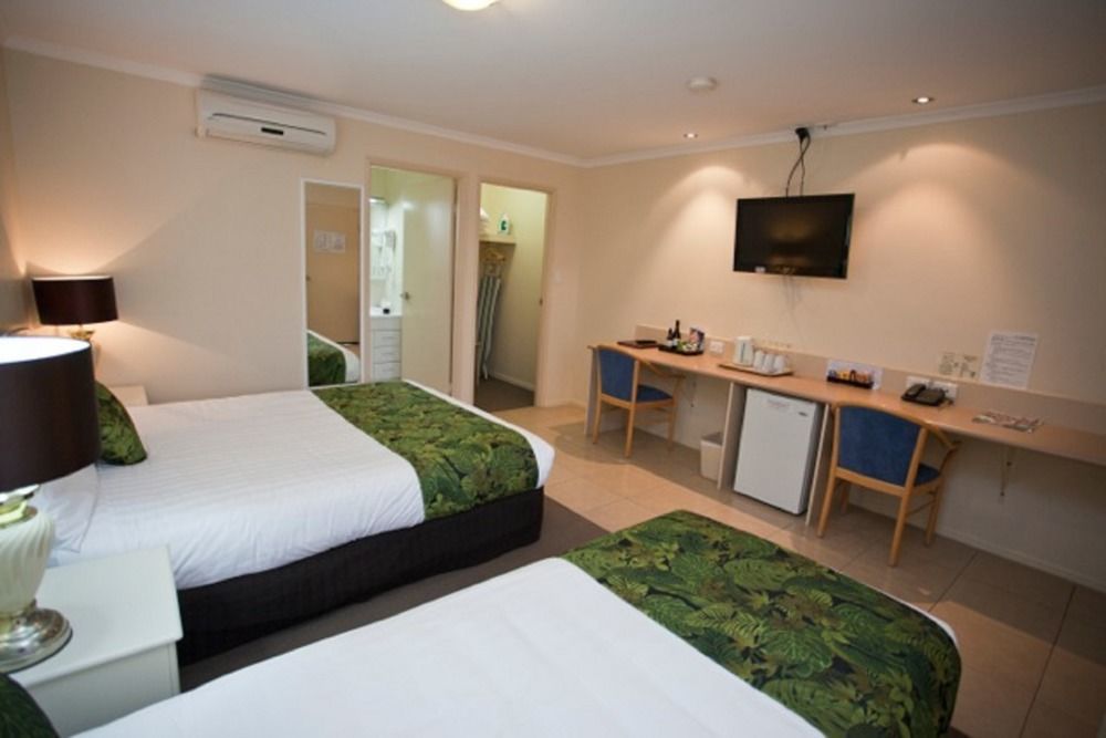 The Palms Motel Chinchilla Εξωτερικό φωτογραφία