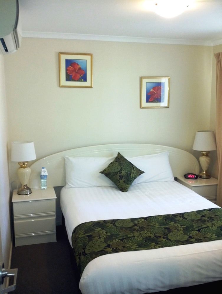 The Palms Motel Chinchilla Εξωτερικό φωτογραφία