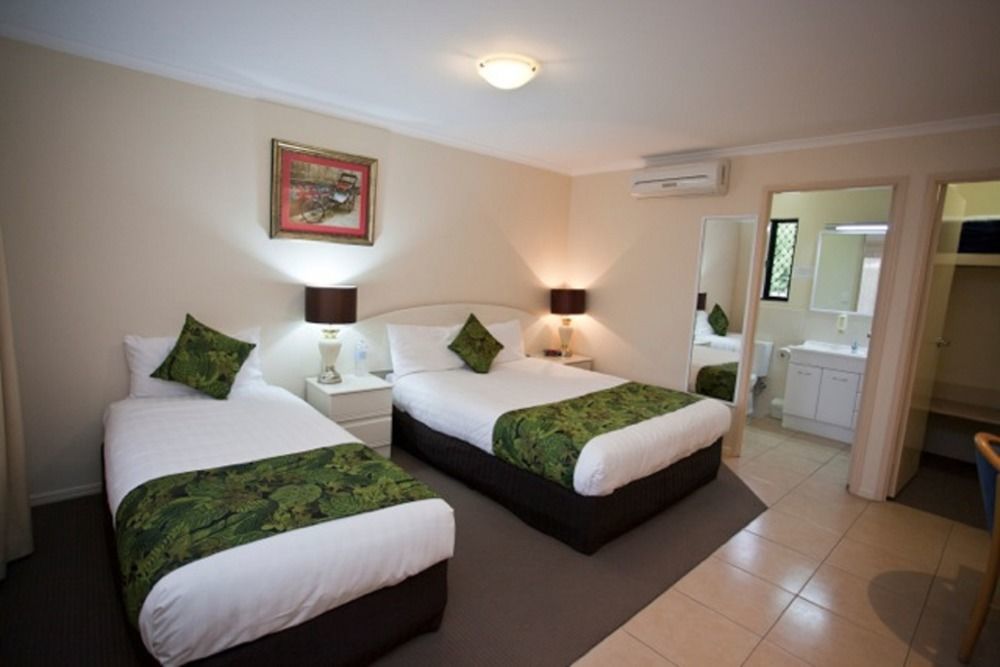 The Palms Motel Chinchilla Εξωτερικό φωτογραφία